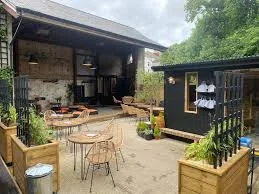 Luna Hut Sauna Café